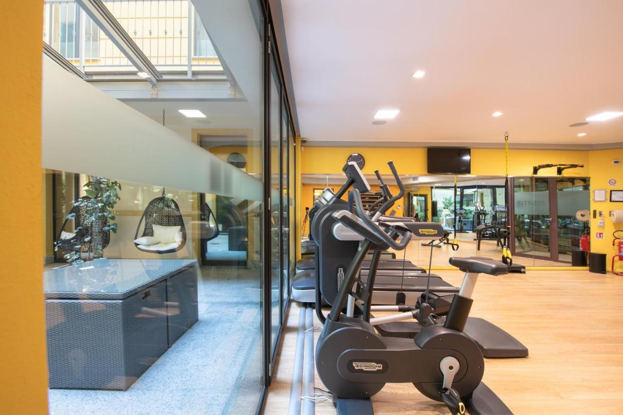 Residenza Porta Volta Aparthotel Milan Bagian luar foto
